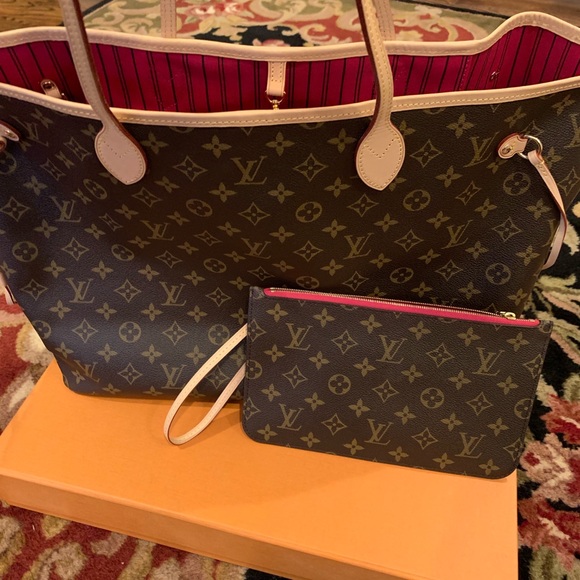 Louis Vuitton Handbags - Louis Vuitton Neverfull GM Pivione TOTE & WRISTLET